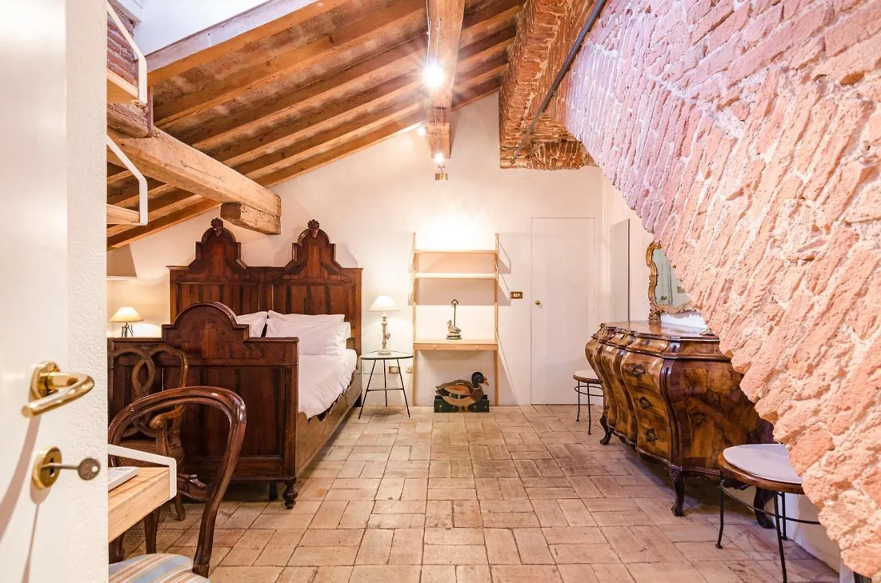 Altabella Panoramic Tower Apartment Bologna